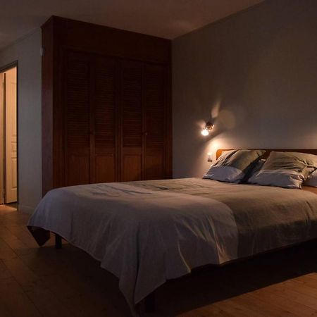 De L'Autre Cote Bed & Breakfast Garlin Eksteriør bilde